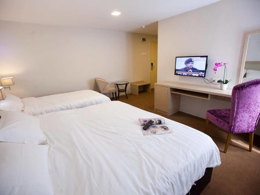 Pingsa Hotel Jelutong Eksteriør billede