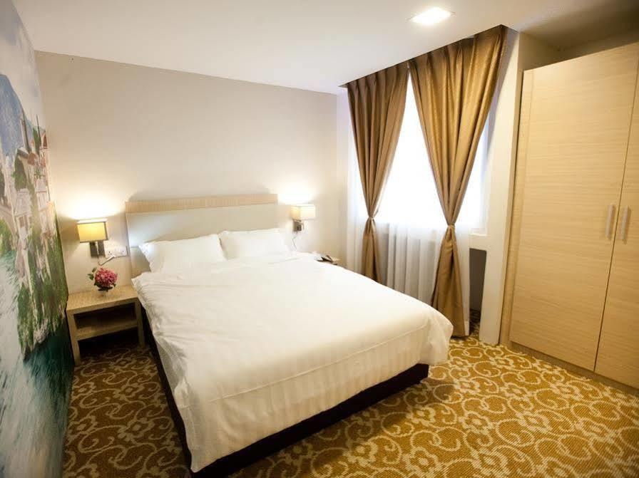Pingsa Hotel Jelutong Eksteriør billede